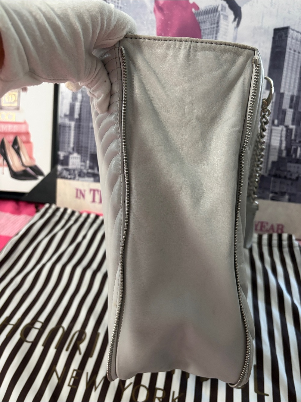 Henri Bendel No 7 Quilted lambskinnTote Bag in Light Gray - Picture 6 of 16